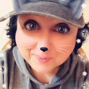 Meet your Posher, Dandanielle